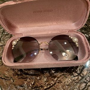 Mui Mui sunglasses